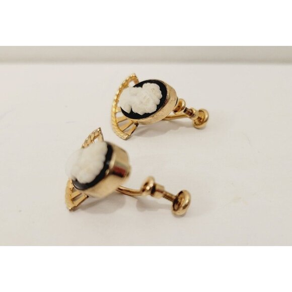 Vtg Van Dell 12K GF Black & White Cameo Screw-Back Earrings - Picture 3 of 5